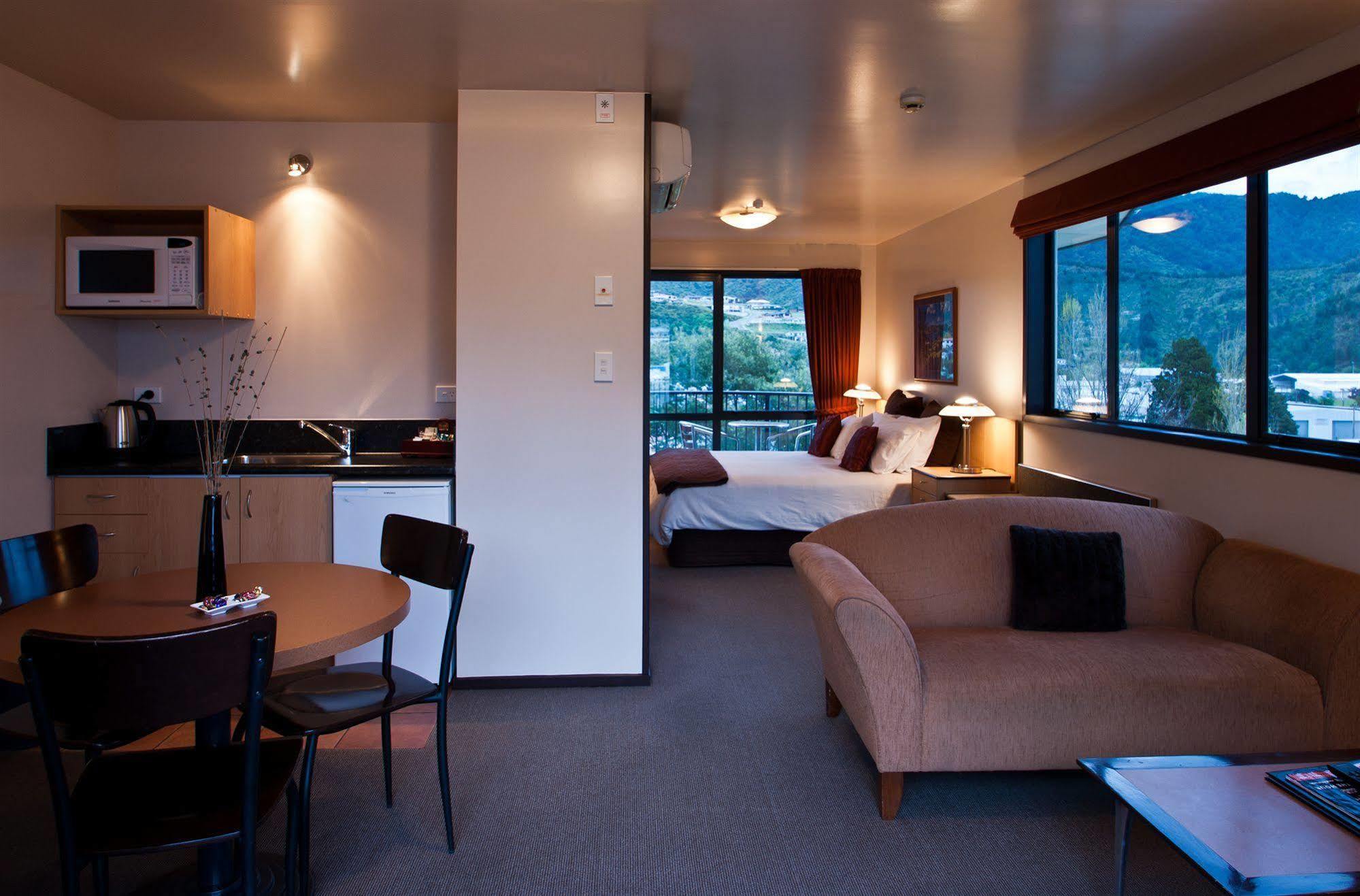 Broadway Motel Picton Room photo